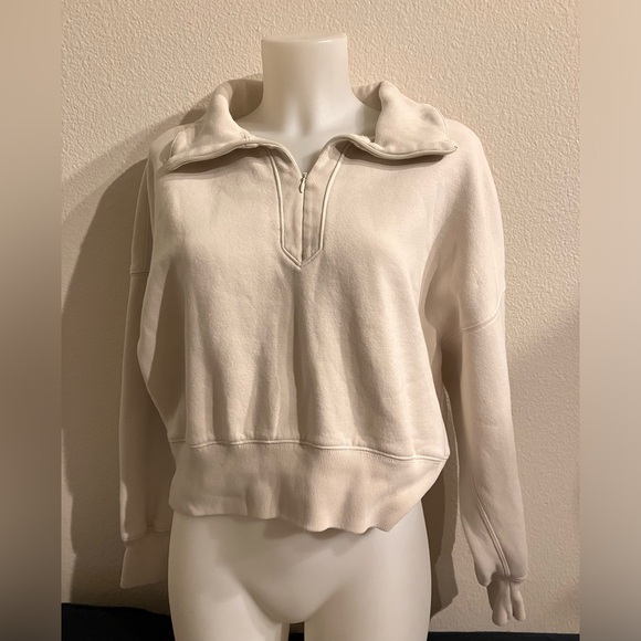 Abercrombie & fitch sweatshirt! - Picture 2 of 5